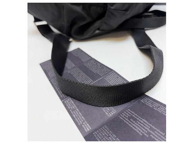 Prada Medium Nylon Rucksack Schwarz - Ansicht 7