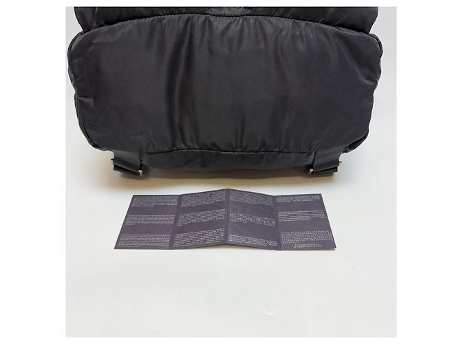 Prada Medium Nylon Rucksack Schwarz - Ansicht 8