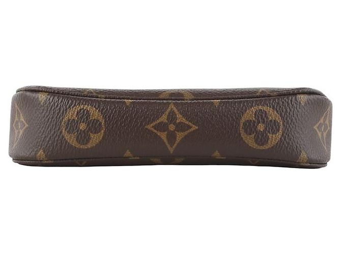 Louis Vuitton Mini Pochette Accessoires Clutch - vista 6