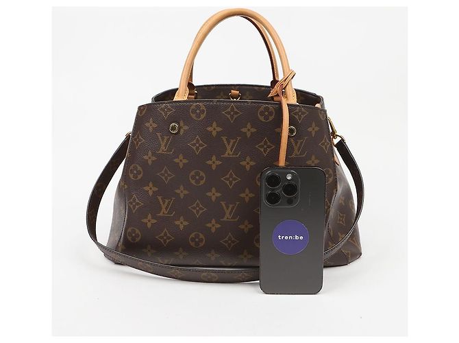 Louis Vuitton Borsa Tote Montagne MM Monogram Canvas - vista 12