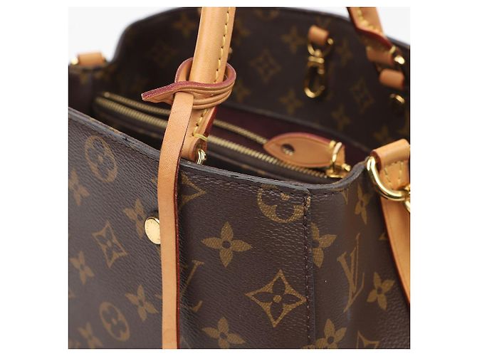 Louis Vuitton Borsa Tote Montagne MM Monogram Canvas - vista 2