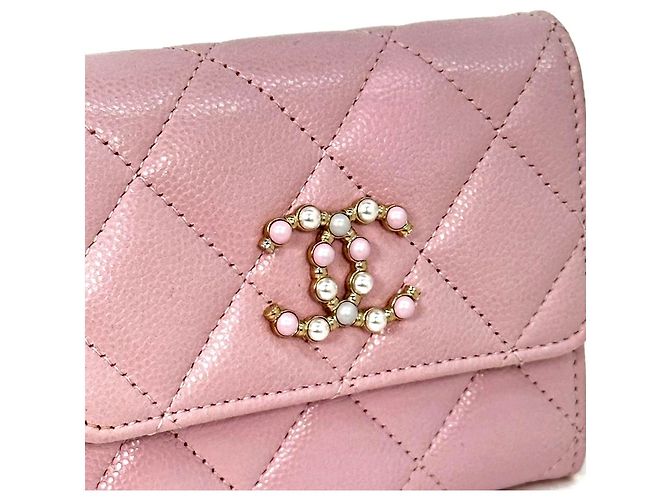 Chanel Münzbeutel aus Caviar-Leder mit Perle - Ansicht 6