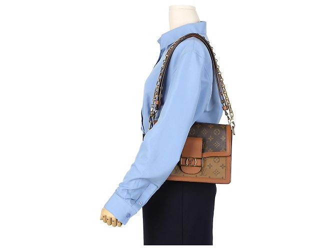 Louis Vuitton Borsa a tracolla Dauphine MM Monogram Reverse Canvas - vista 14
