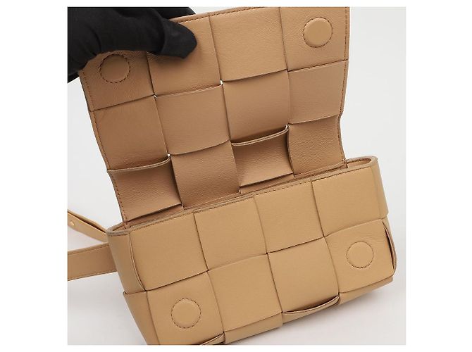 Bottega Veneta Cassette Intrecciato Gürteltasche - Ansicht 9