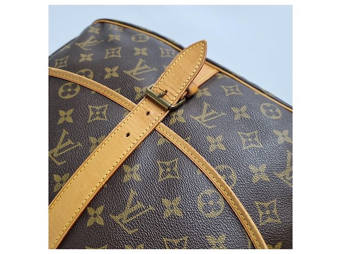Louis Vuitton Borsa a tracolla Monogram Saumur - vista 12