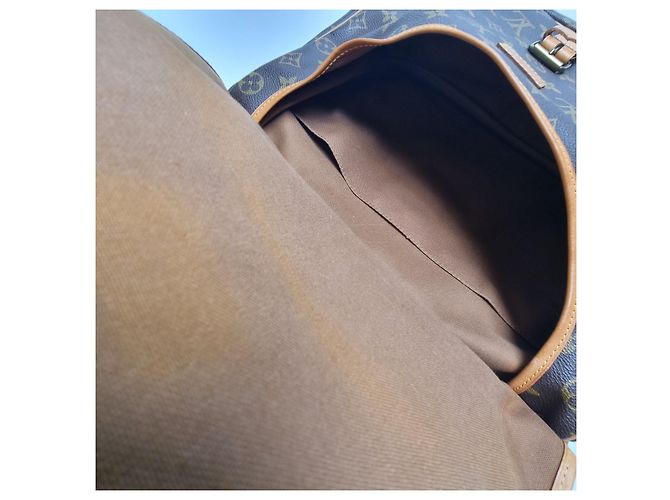 Louis Vuitton Borsa a tracolla Monogram Saumur - vista 19