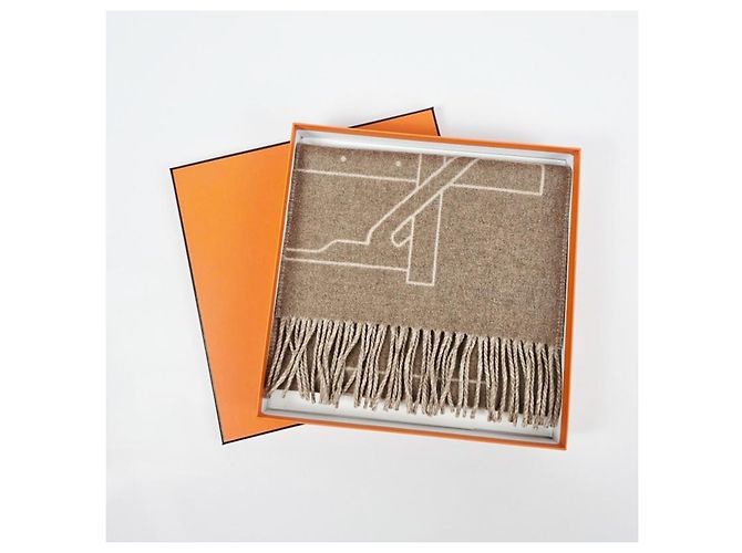 Hermès Sciarpa in cashmere Maroon Glacé - vista 12