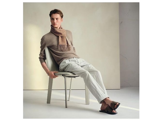 Hermès Sciarpa in cashmere Maroon Glacé - vista 3