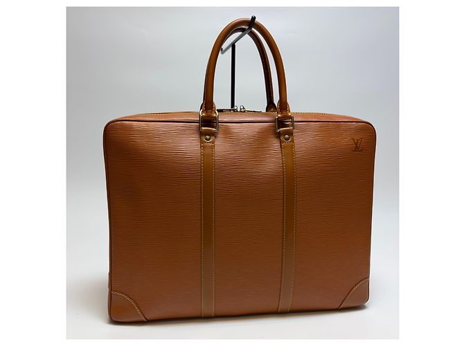 Louis Vuitton Portadocumenti Epi Camel Unisex (Valigetta Premium) - vista 11