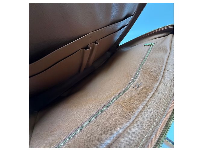 Louis Vuitton Portadocumenti Epi Camel Unisex (Valigetta Premium) - vista 17