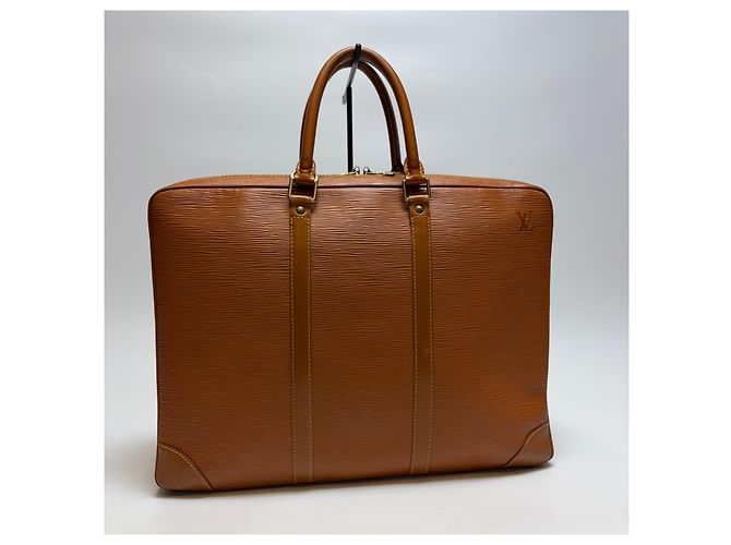 Louis Vuitton Portadocumenti Epi Camel Unisex (Valigetta Premium) - vista 4