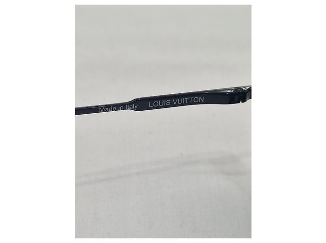 Louis Vuitton Flight Metal Square Sunglasses Deep Black - view 19
