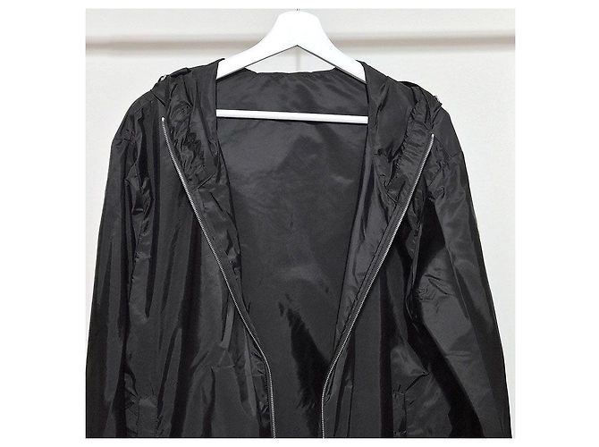 Moncler Windbreaker Jacke mit Kapuze - Ansicht 4