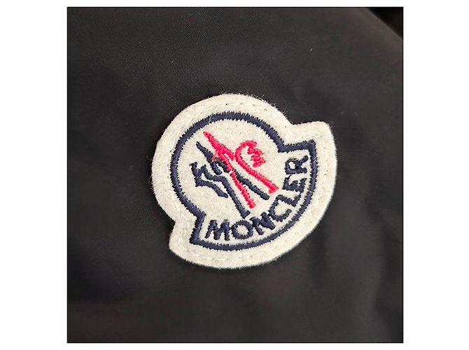 Moncler Windbreaker Jacke mit Kapuze - Ansicht 6