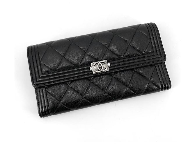 Chanel Boy Long Wallet mit Klappe aus Kalbsleder - Ansicht 3