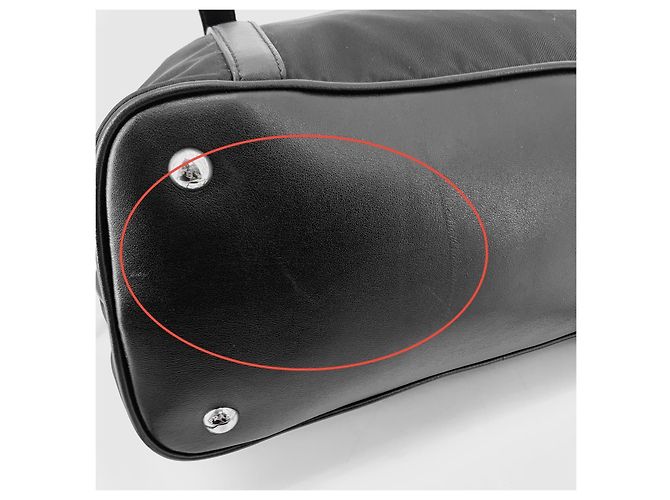 Prada Borsa Tote Dome in Nylon e Vitello Morbido Borsa a Spalla - vista 16