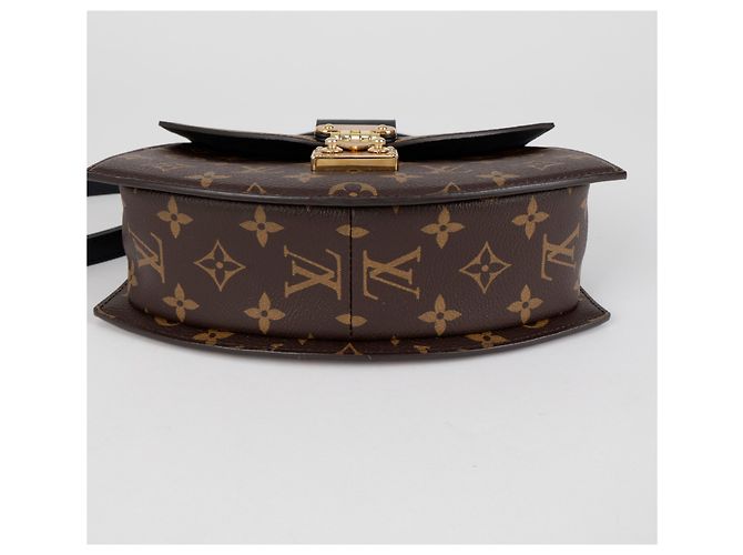 Louis Vuitton Borsa Tote e Borsa a Tracolla Monogram Reverse Tilsit da Donna - vista 6