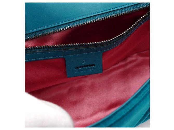 Gucci Borsa a tracolla in velluto matelassé con catena dorata - vista 6