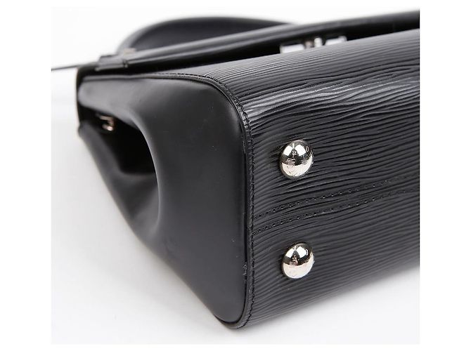 Louis Vuitton mala de ombro Cluny BB - vista 9