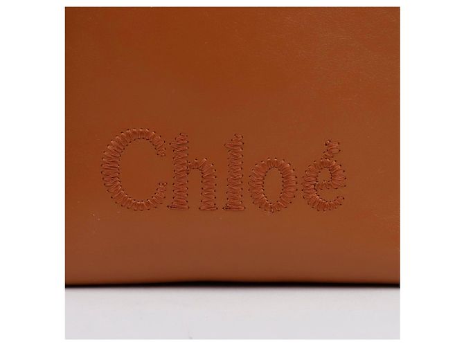 Chloé Micro Tote Bag Braun mit besticktem Logo - Ansicht 2