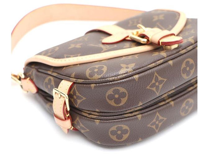 Louis Vuitton Sac à l'épaule et bandoulière Sophie BB Monogram - vue 18