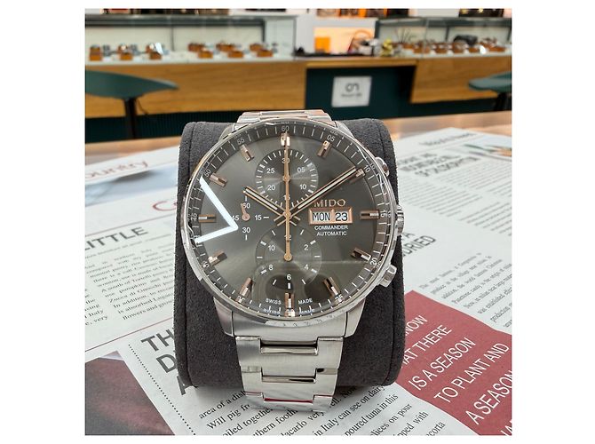 Autre Marque Commander Chronograph Automatic Gold Hands - vista 22