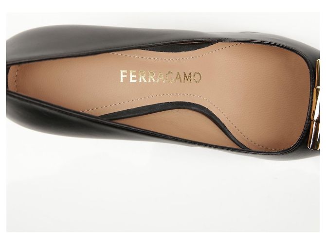 Salvatore Ferragamo Décolleté Maxi Gancini - vista 13