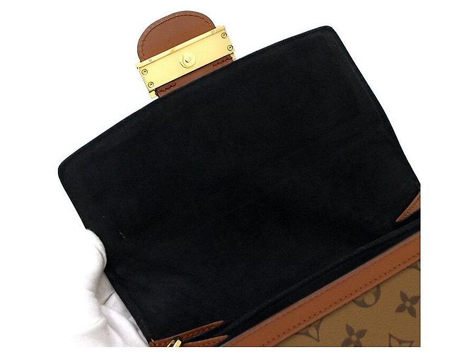 Louis Vuitton Borsa a spalla e crossbody Dauphine MM da donna in Monogram Canvas - vista 6