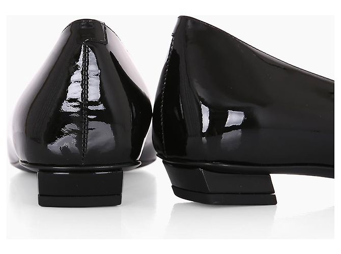 Roger Vivier Décolleté Bell Bivière Black Low Heel Pumps - vista 11