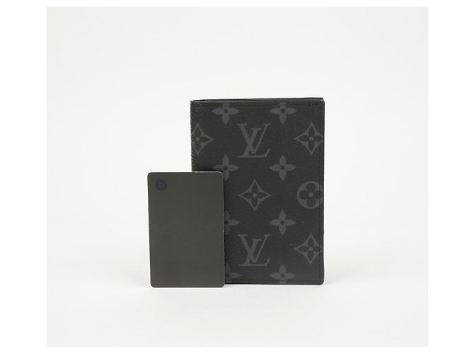 Louis Vuitton Portapassaporto Monogram Eclipse - vista 10