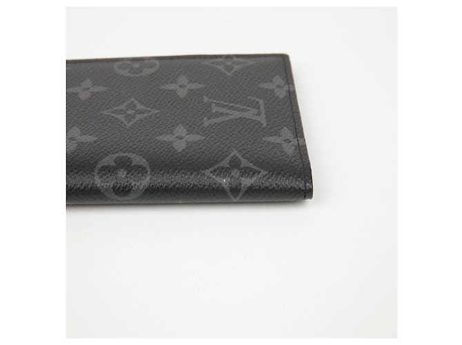 Louis Vuitton Portapassaporto Monogram Eclipse - vista 5
