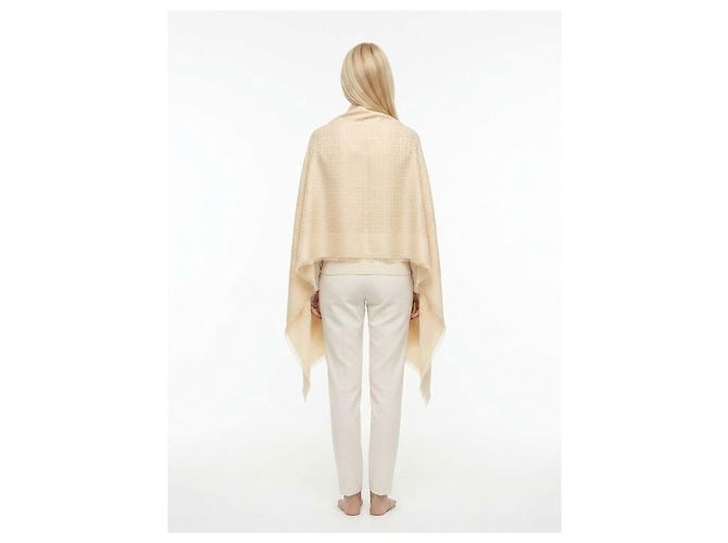 Sciarpa di seta e lana Givenchy Large Square Beige - vista 4