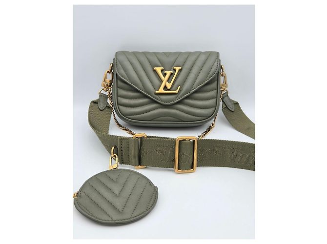 Louis Vuitton New Wave Multi Pochette - vista 3