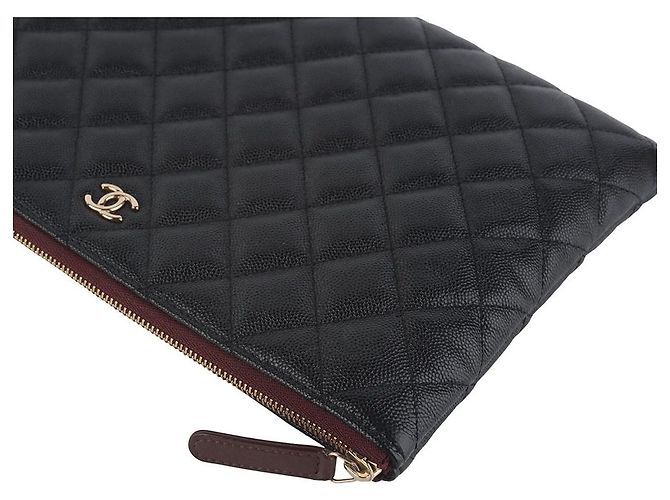 Chanel Caviar Pocket Clutch Gold New Medium - vista 4
