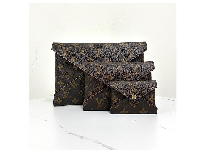 Louis Vuitton Pouch Monogram Kirigami - vista 6