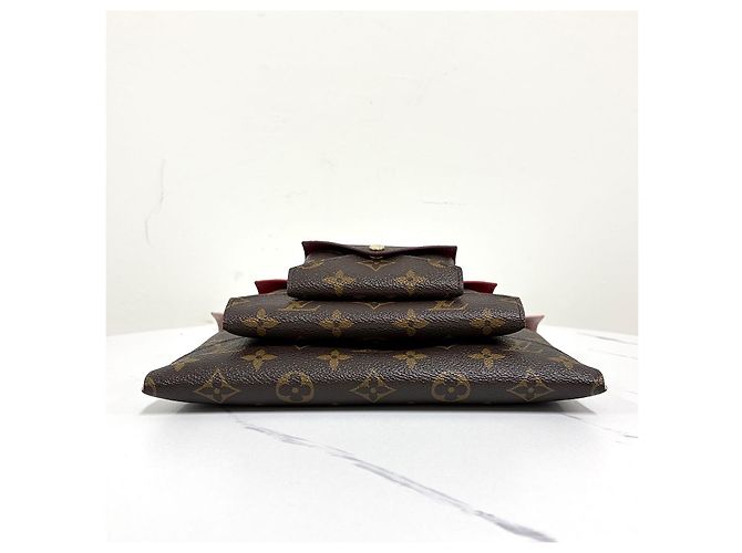 Louis Vuitton Pouch Monogram Kirigami - vista 7