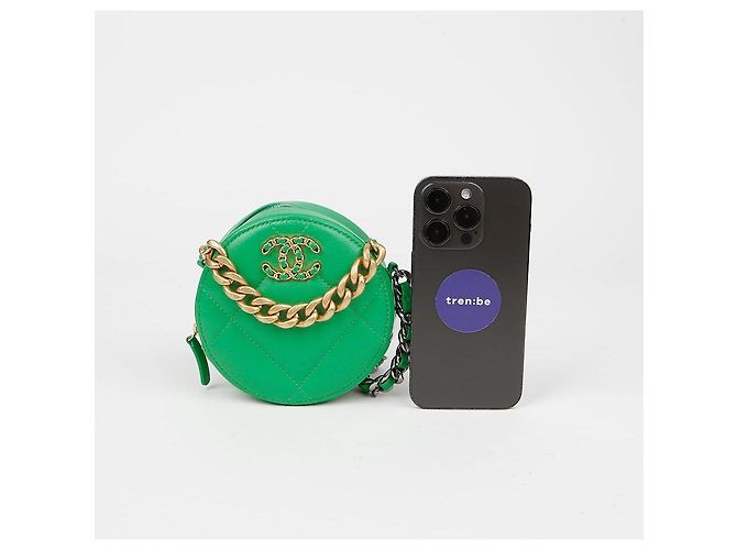 Chanel Runde Mini-Umhängetasche mit Kette - Ansicht 7