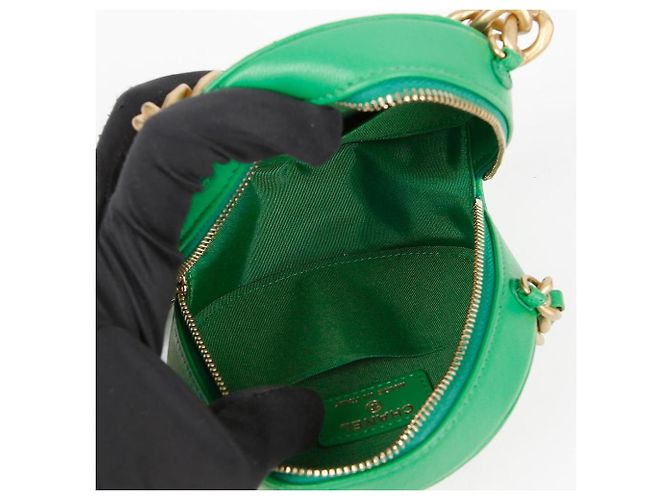 Chanel Runde Mini-Umhängetasche mit Kette - Ansicht 8