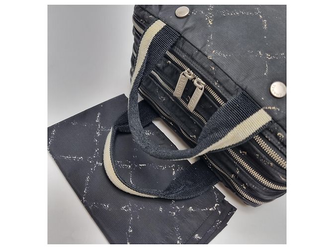 Chanel Vecchia Borsa Tote da Viaggio (Articolo Raro, Include Pochette) - vista 13