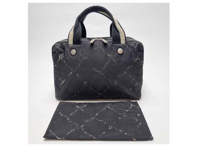 Chanel Vecchia Borsa Tote da Viaggio (Articolo Raro, Include Pochette) - vista 2