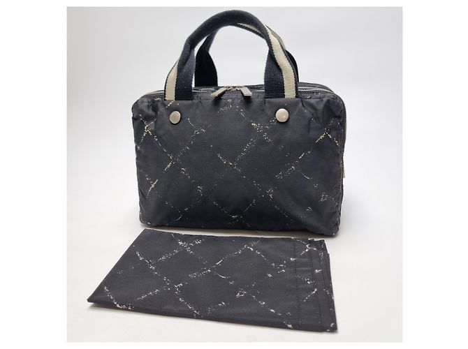 Chanel Vecchia Borsa Tote da Viaggio (Articolo Raro, Include Pochette) - vista 3
