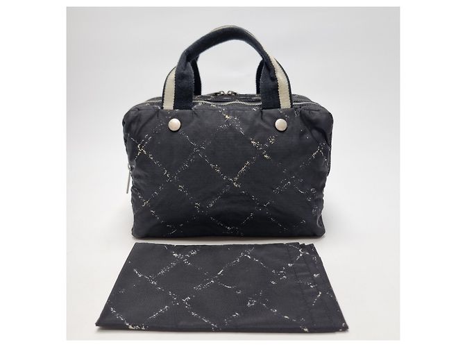 Chanel Vecchia Borsa Tote da Viaggio (Articolo Raro, Include Pochette) - vista 9