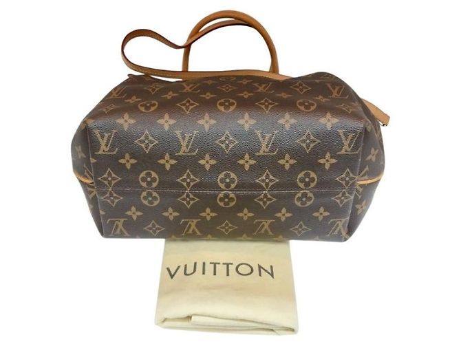 Louis Vuitton Borsa Tote Turenne in canvas Monogram con tracolla - vista 3