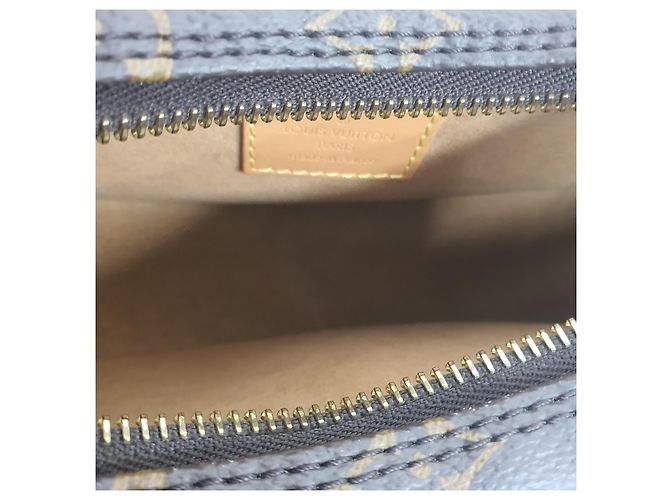 Borsa Louis Vuitton Loop Monogram - vista 6