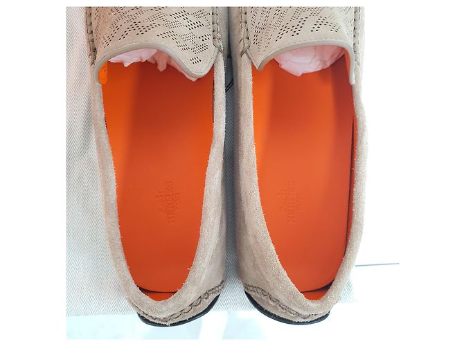 Mocassini Hermès in camoscio beige - vista 5