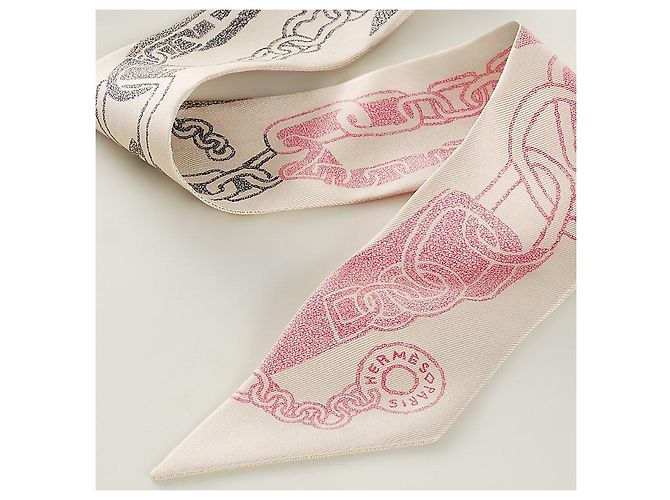 Pañuelo de seda Hermès Twilly marrón - vista 16