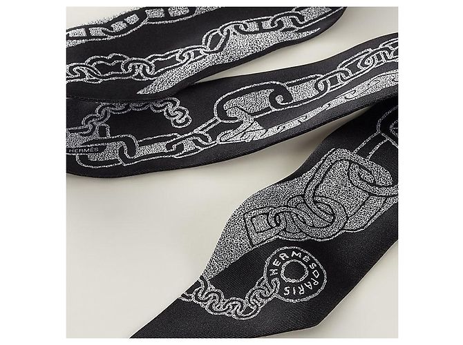Pañuelo de seda Hermès Twilly marrón - vista 27