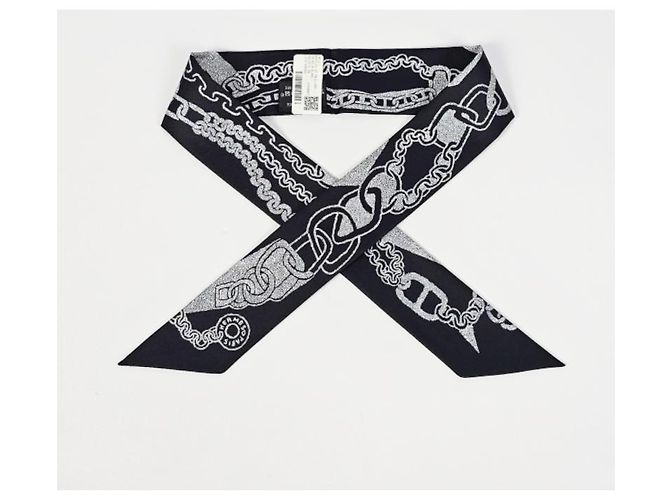Pañuelo de seda Hermès Twilly marrón - vista 29