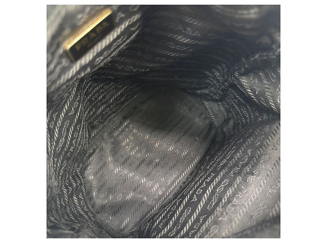 Prada Borsa Bucket in Nylon Pocono - vista 11