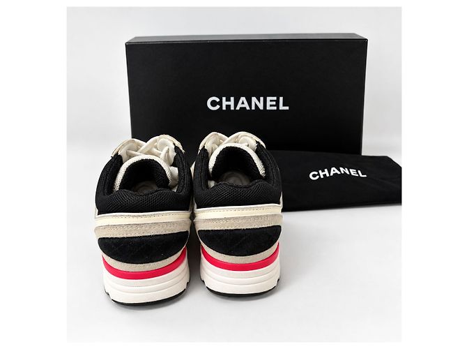 Chanel Sneakers in vitello scamosciato - vista 4
